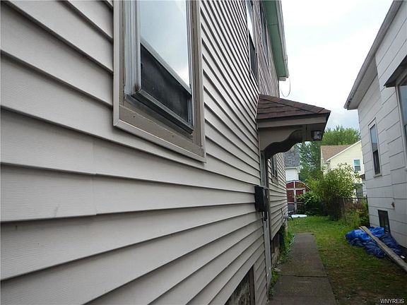 2nd image of 327 Crowley Ave