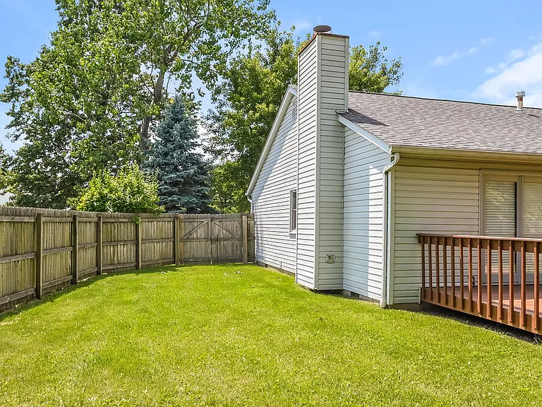 1204 Daylight Dr — Photo 16