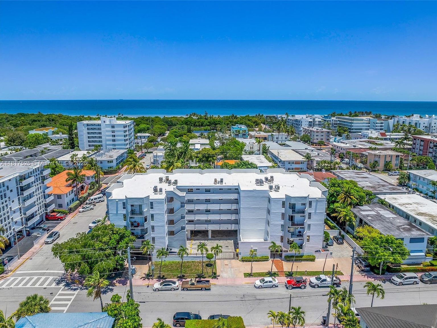受付番号407出品 7921 Byron Ave APT 407, Miami Beach, FL 33141 | Zillow