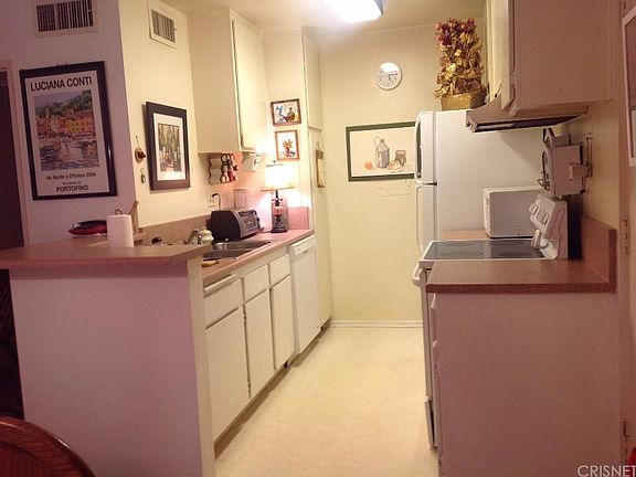 2nd image of 23515 Lyons Ave Unit 214