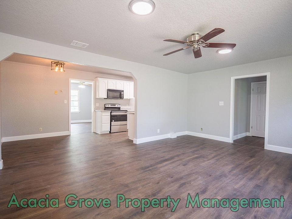 Newly remodeled living areas with lots of space to live comfortably, relax and entertain.