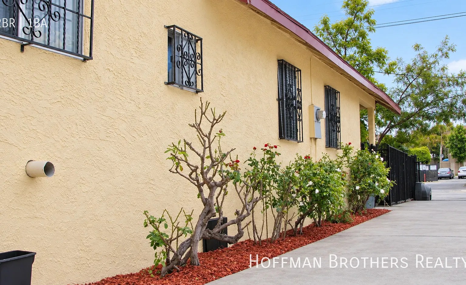 2br With Water & Trash Included & Parking Included In An Intimate 5-Unit Community! — Photo 3