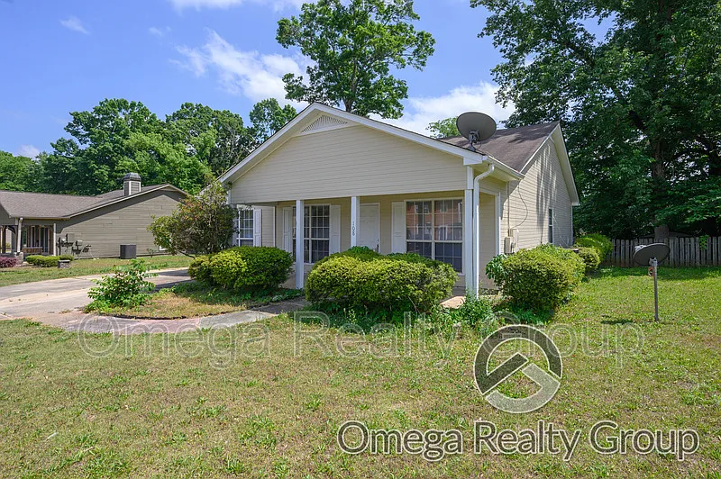 Building Photo - 108 Willow Point Ln