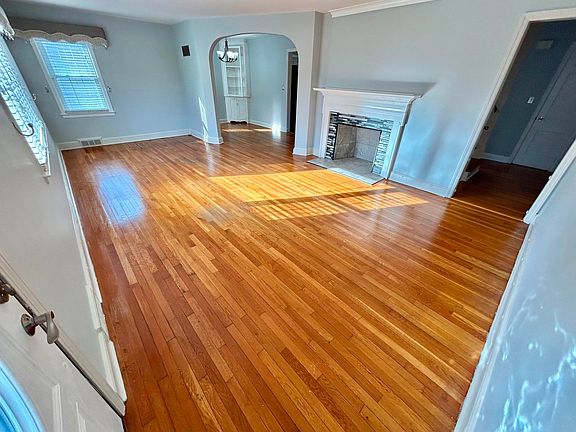 2nd image of 339 Glenwood Ave