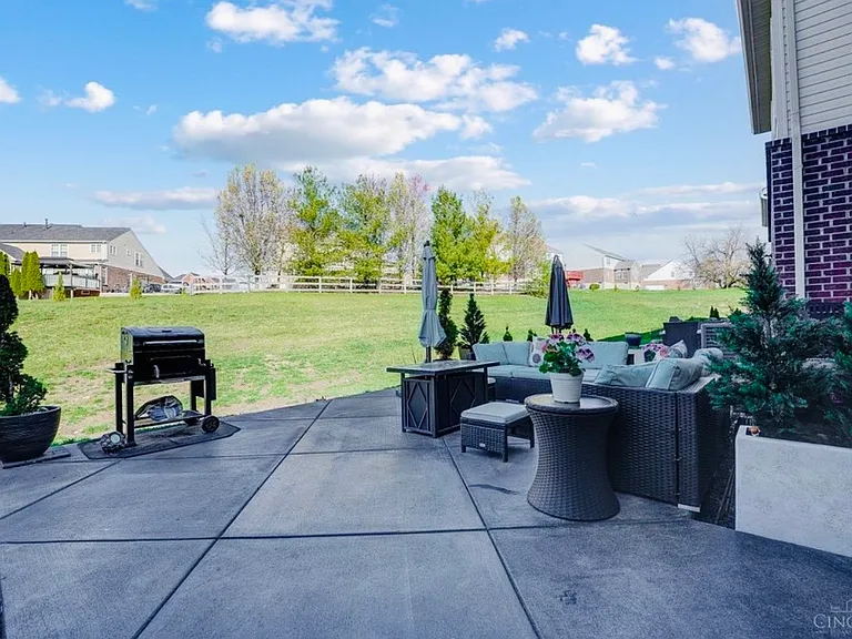 7883 Pinnacle Point Dr — Photo 24