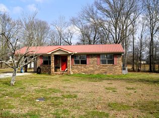 102 McDougal Rd, Fayetteville, TN 37334