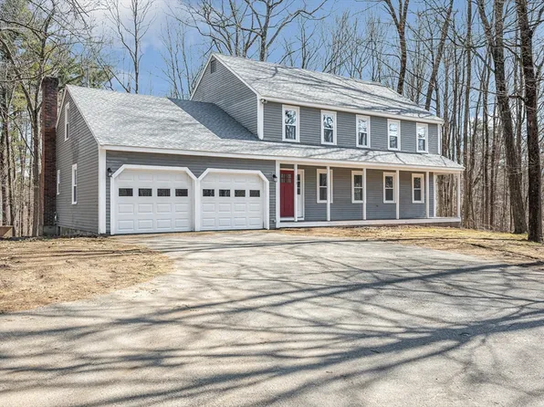 113 Nashua Rd, Pepperell, MA 01463