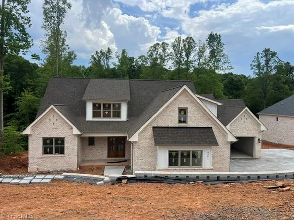 8201 Lulworth Dr, Stokesdale, NC 27357