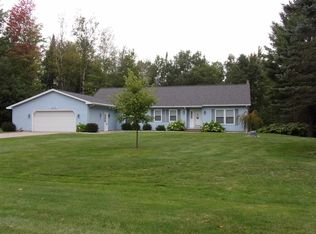 2255 Whitetail Dr, Cadillac, MI 49601