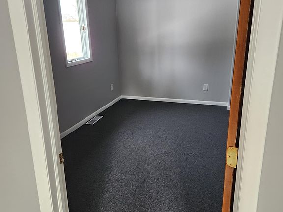 3rd image of 1127 Lake St #A