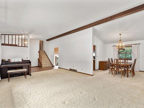 5th image of 3734 Rimridge Road