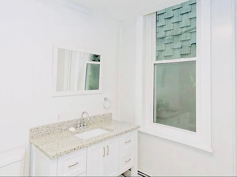807 3rd Ave — Photo 11
