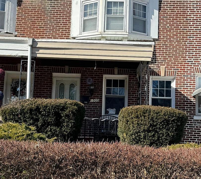 1st image of 1505 Astor St
