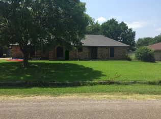 115 Crest Brook Dr, Red Oak, TX 75154