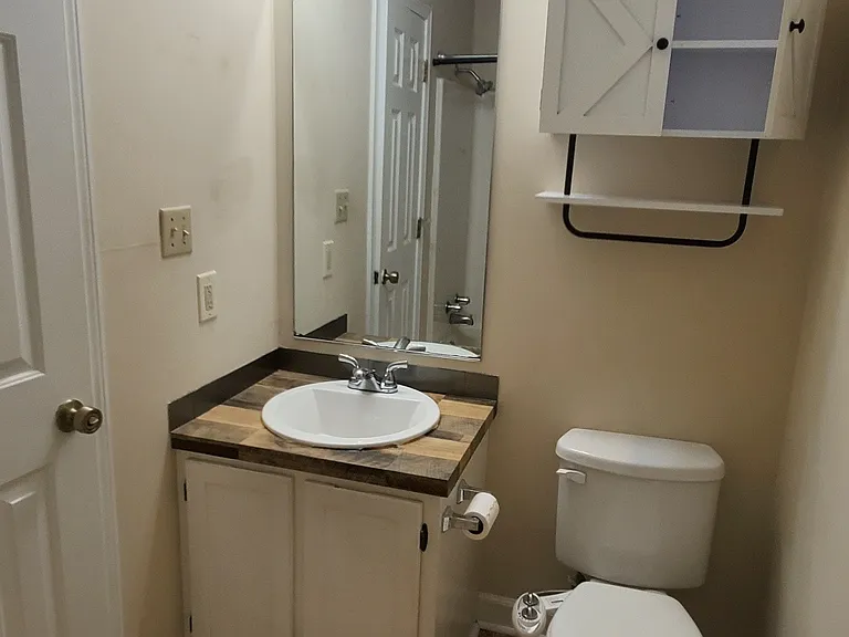 5918 King Charles Ct — Photo 14