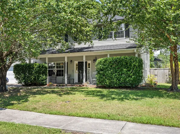 102 Maplewood Ct, Goose Creek, SC 29445
