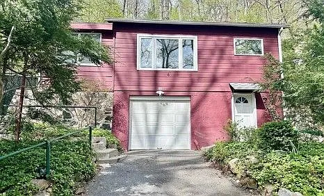 11 Bogus Hill Rd — Photo 8