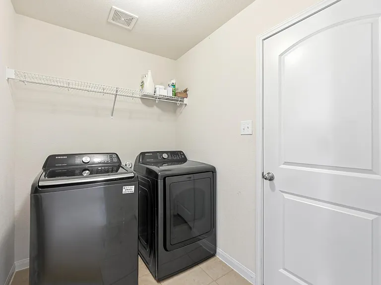 1216 Violet Ln — Photo 20