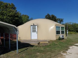 232 W Tours Rd, West, TX 76691