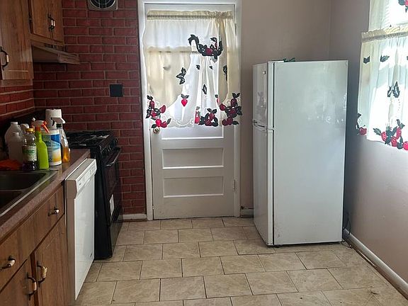 4th image of 9904 Lanham Severn Rd