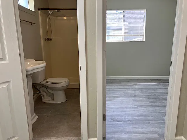 1111 Holly Ave #6 — Photo 5