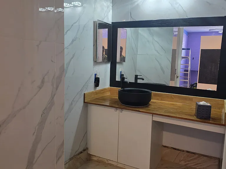 PowderRoom 2 also fully renovated