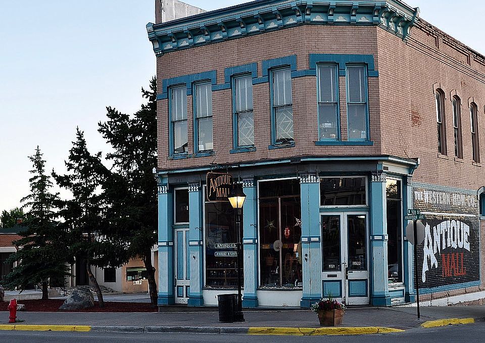 1st image of 431 Harrison Ave