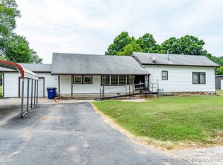 109 S Brown Ave, Hominy, OK 74035