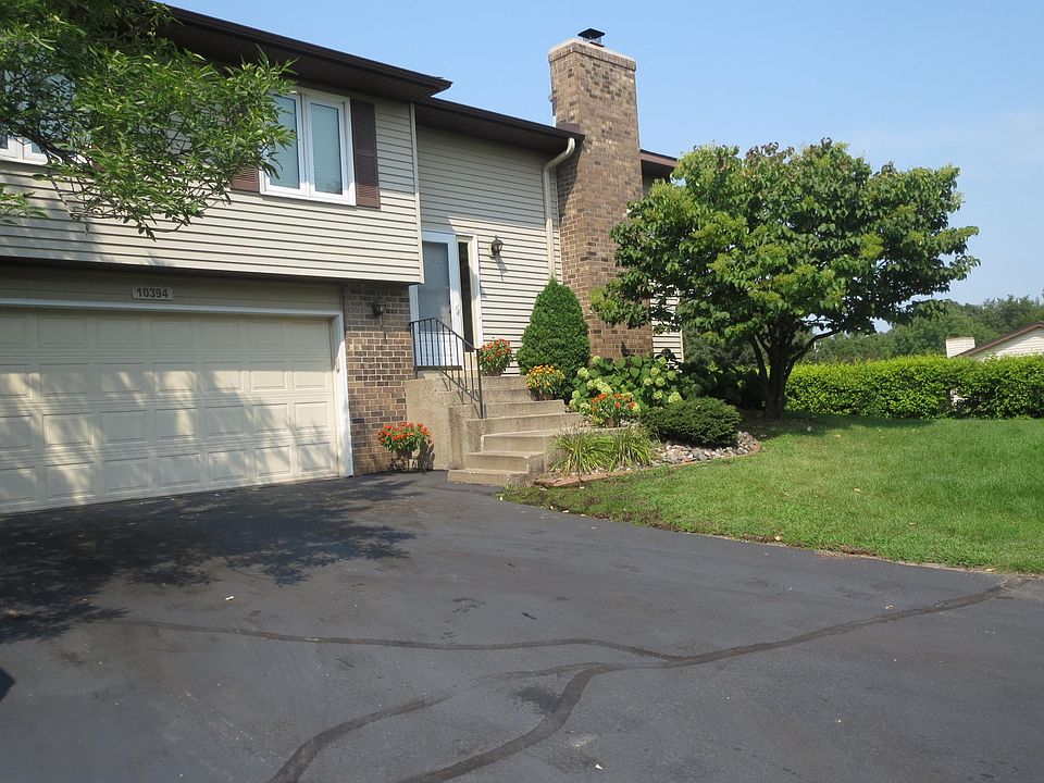 Front of townhome
