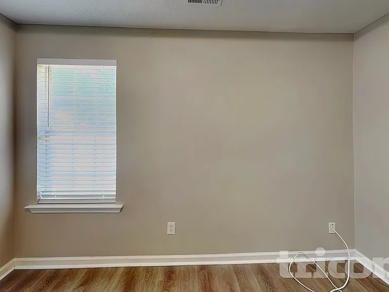 253 Cobblestone Ln — Photo 13