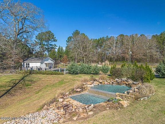 5th image of 234 Rutledge Rd
