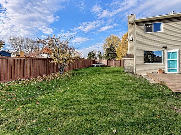 5th image of 7301 W 97a St