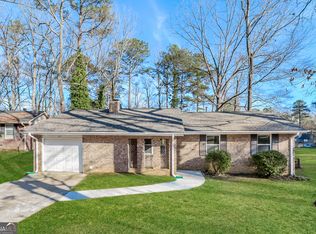 215 Deerrun Trl, Atlanta, GA 30349