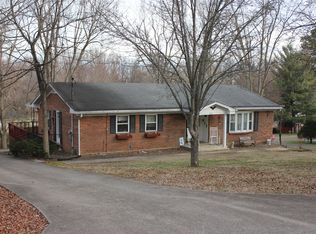 812 Crittenden Cir, Russellville, KY 42276