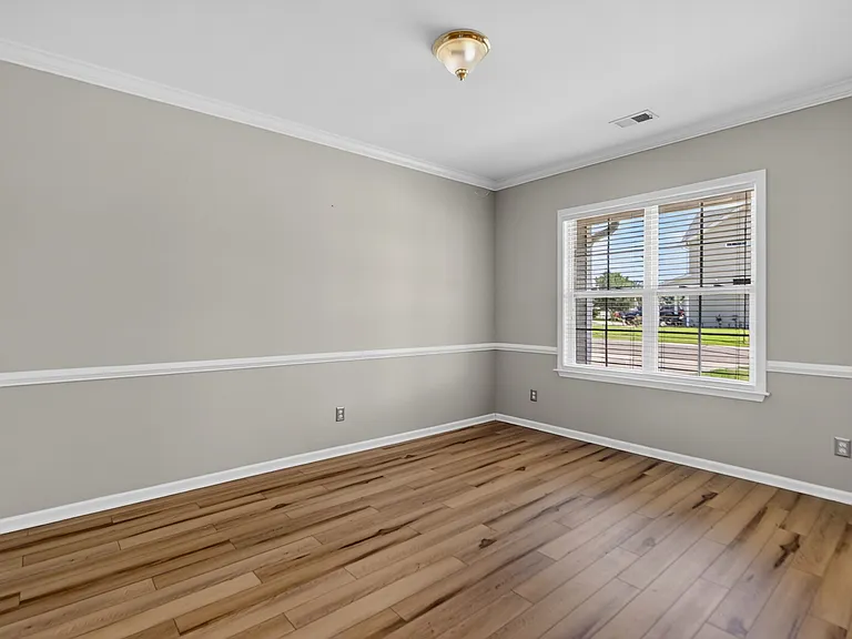 508 Fellers Ct — Photo 7
