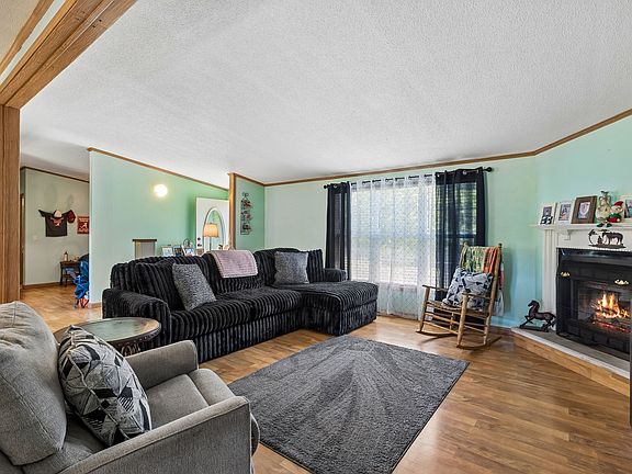 5th image of 4870 Haley Ln