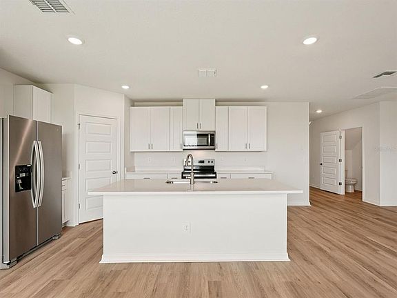 7th image of this home