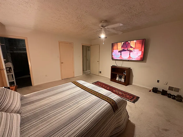 2111 Woodbox Ln #A — Photo 30