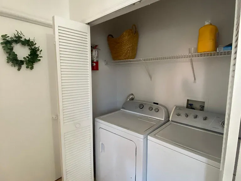 842 Monopoly Ct — Photo 9