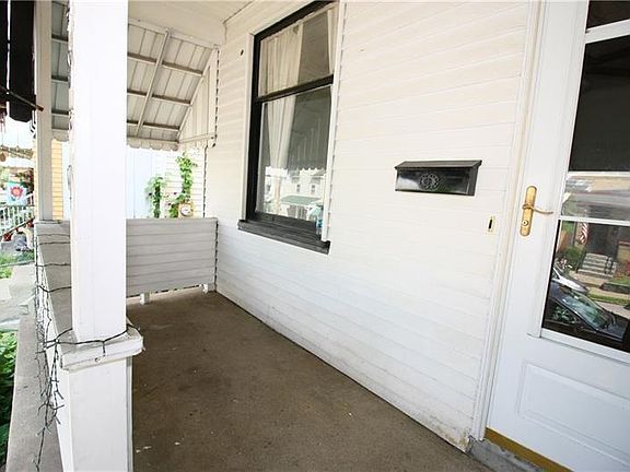 3rd image of 4039 Haldane St