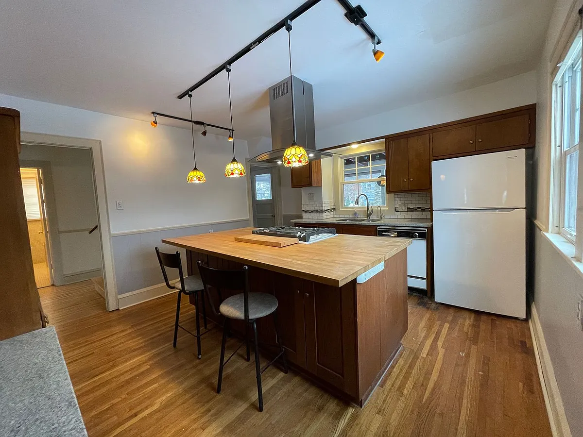 Building Photo - 5104 Millpond Pl
