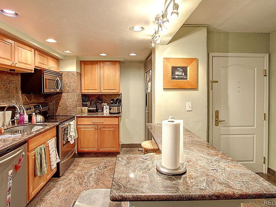 1st image of 1020 15th St APT 41E