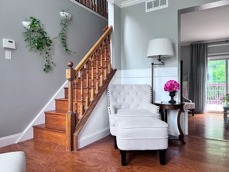 213 Woodcreek Rd — Photo 13