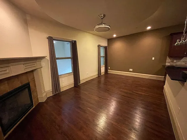 102 N Locust St — Photo 13