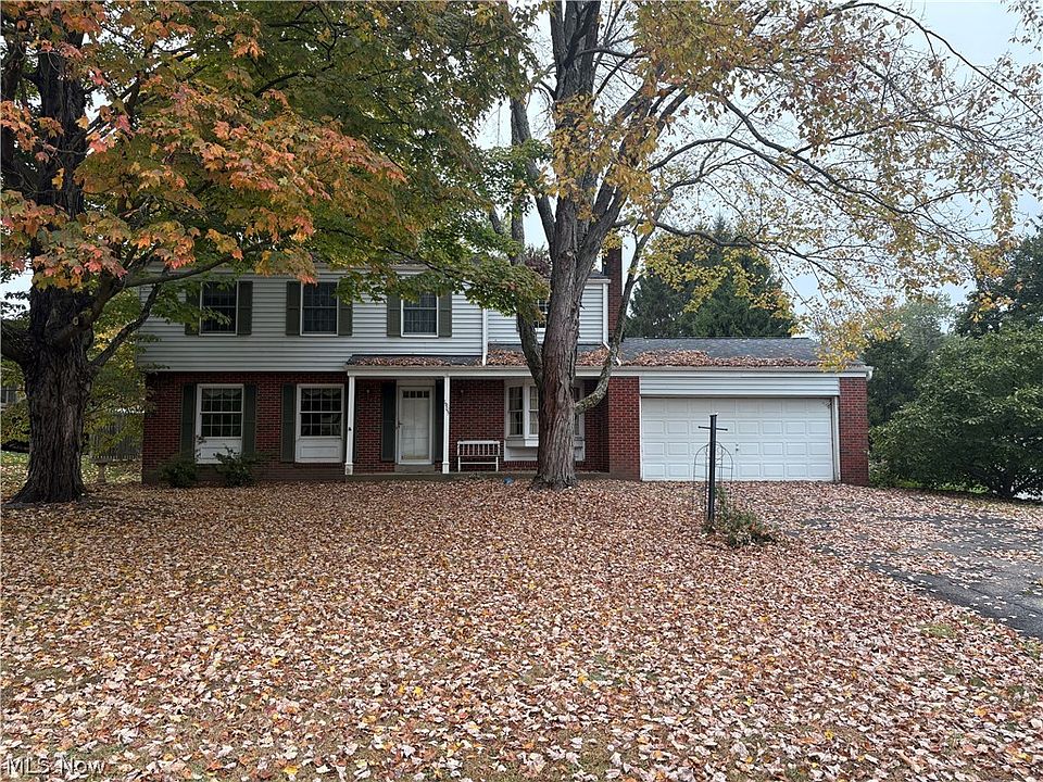 1st image of 1905 Carlton Rd