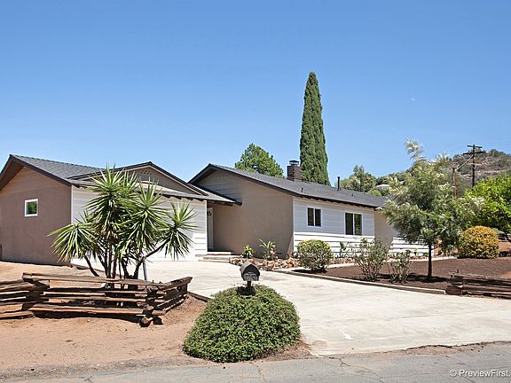 3rd image of 9663 Woodland Vista Dr