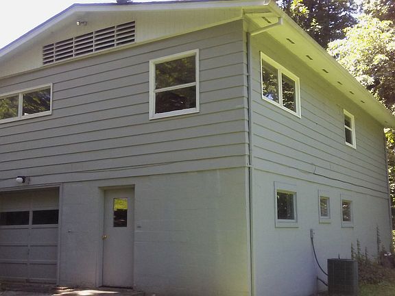 3rd image of 8205 Phlox Ln