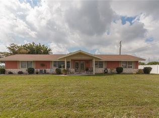 101 Easton Dr NW, Port Charlotte, FL 33952