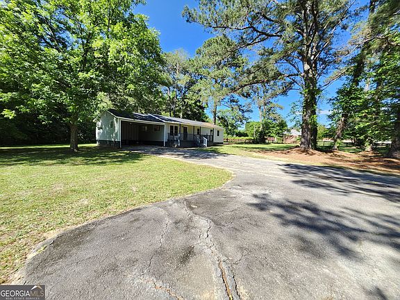 3rd image of 2563 Highway 81