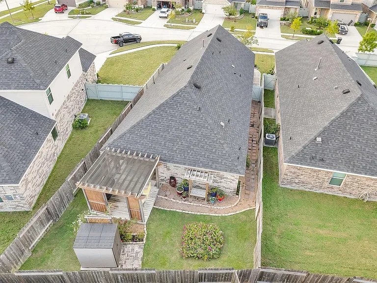 9316 Colonial Bent Ct — Photo 26